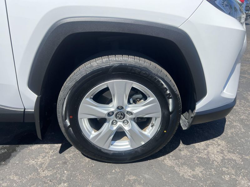 Used 2021 Toyota RAV4 XLEImage 30