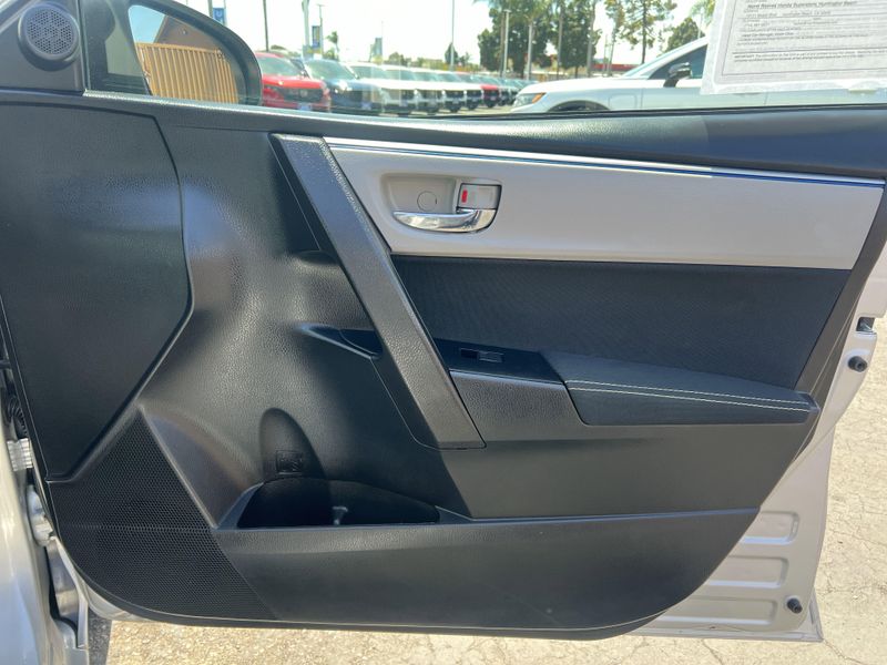 2015 Toyota Corolla LEImage 22