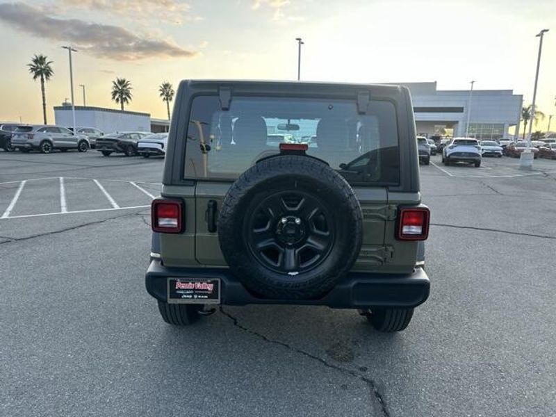 Used 2025 Jeep Wrangler SportImage 4