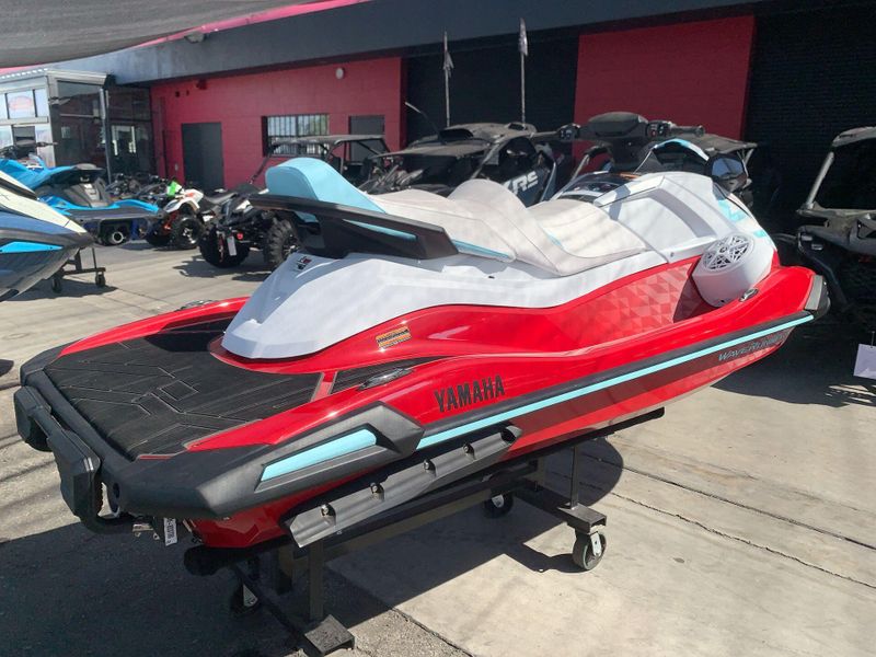 New 2025 Yamaha VX LIMITED Image 12