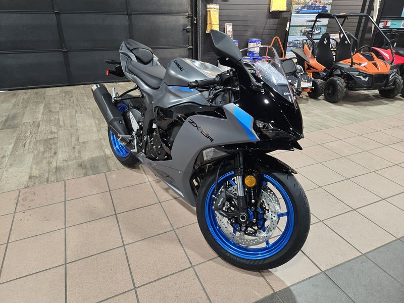 NEW 2026 KAWASAKI NINJA ZX6R ABS Image 1