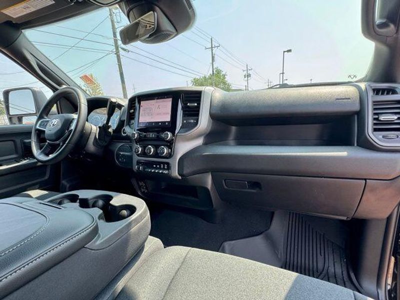 New 2026 RAM 2500 Black Express Crew Cab 4x4 8
