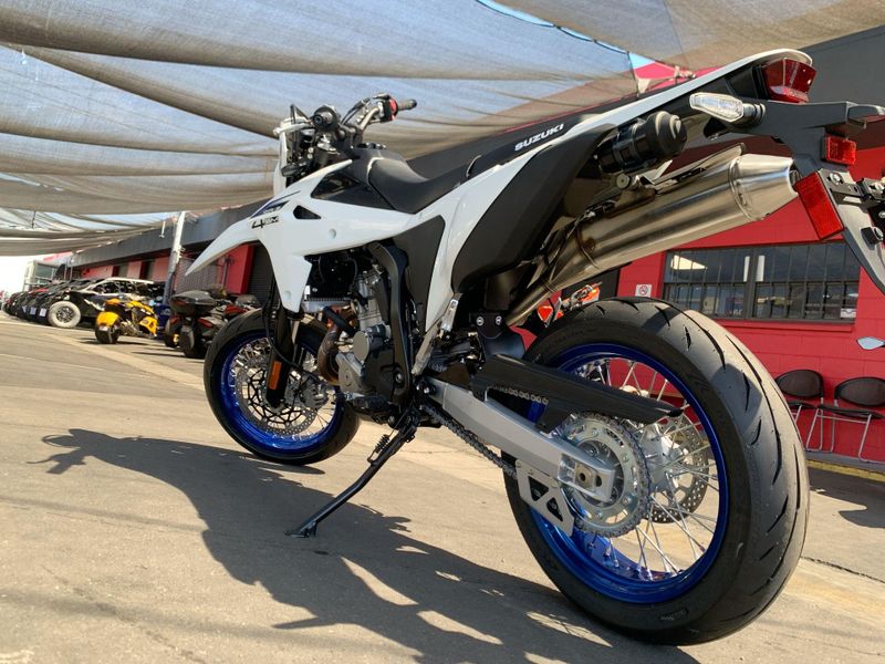 New 2025 Suzuki DR-Z4SM Image 12