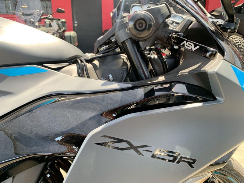 2025 Kawasaki NINJA ZX-6R ABS Image 26