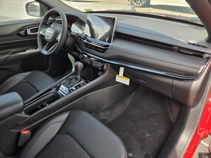 New 2026 Jeep Compass Latitude Altitude 4x4