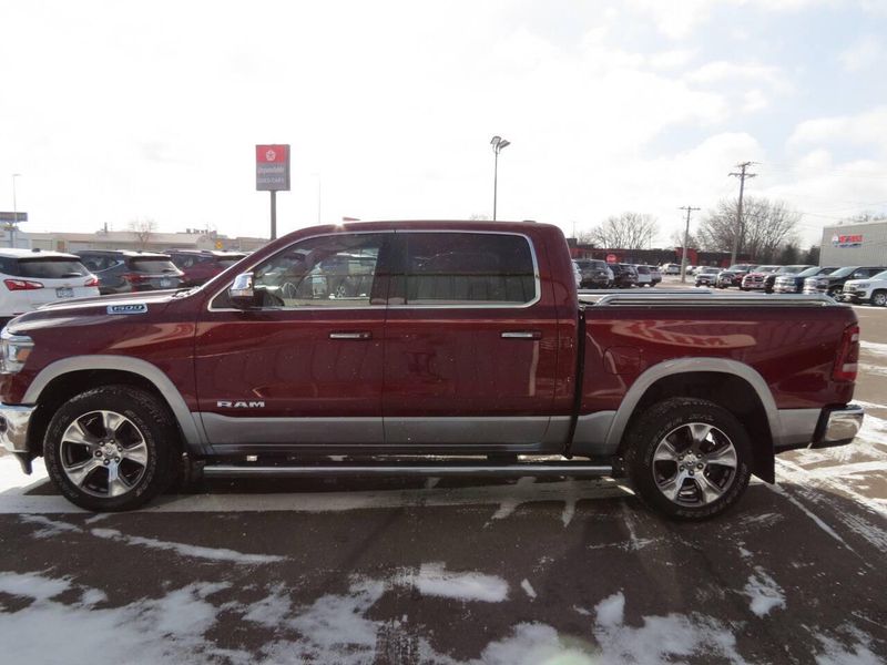 2021 RAM 1500 Laramie 4x4 4dr Crew Cab 5.6 ft. SB PickupImage 4