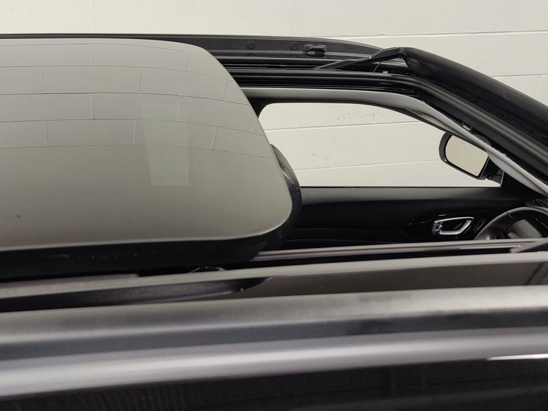 Used 2022 Jeep Compass Trailhawk Elite 4X4 w/Sunroof/NavImage 5