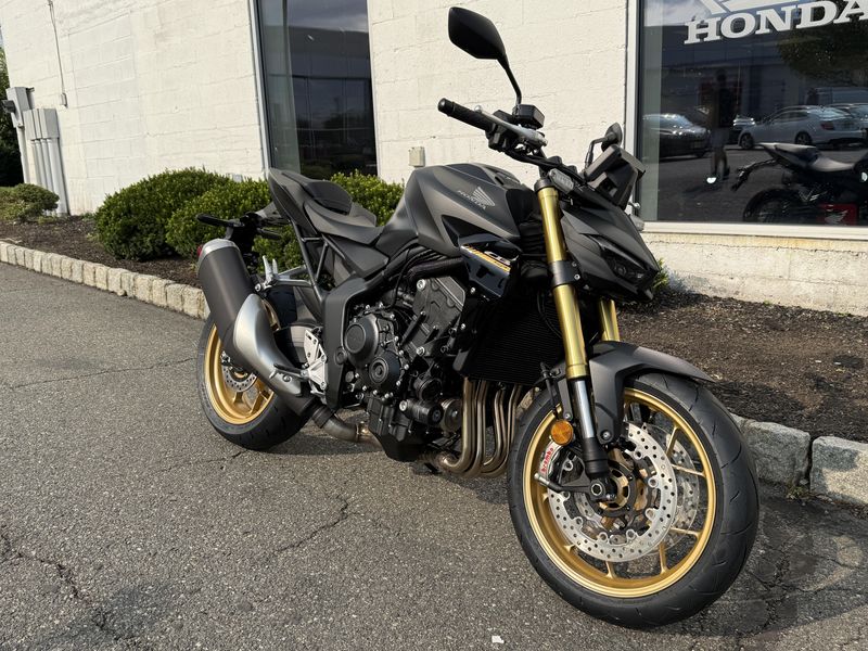 2025 Honda CB1000 Hornet SPImage 2