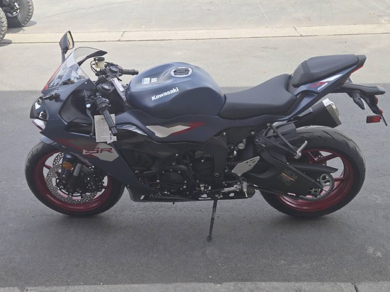 New 2027 Kawasaki NINJA ZX6R 