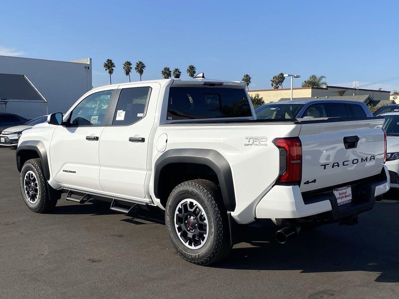 2024 Toyota Tacoma TRD Off RoadImage 5