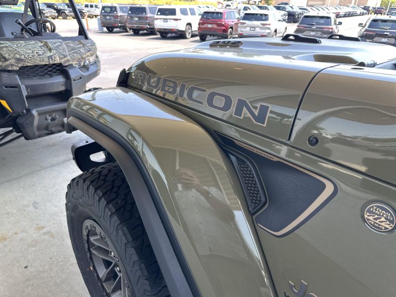 New 2025 Jeep Wrangler 4-door Rubicon 392Image 12