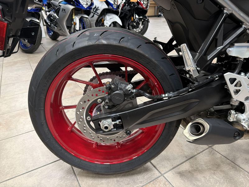 New 2026 Suzuki GSX-8S Image 21