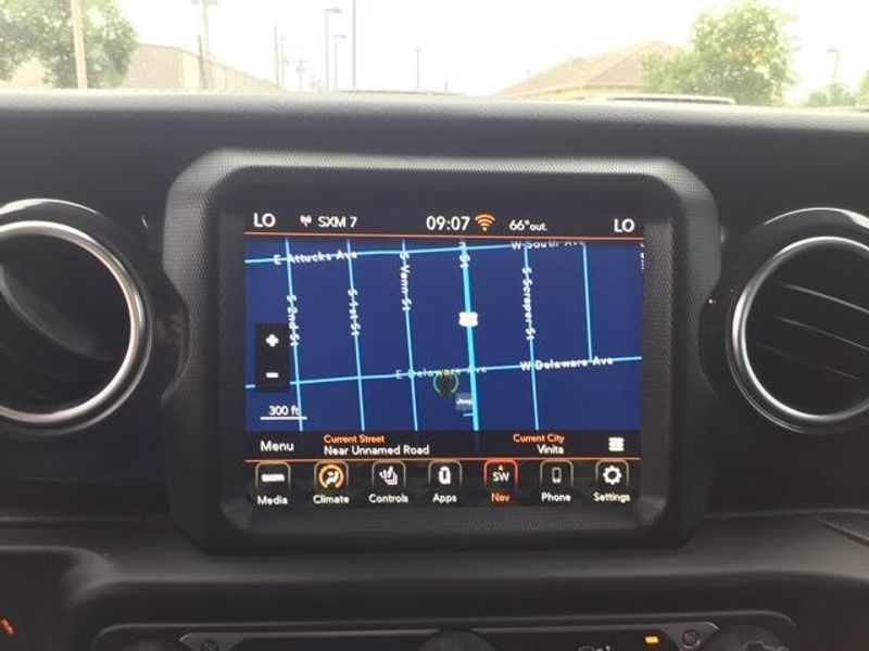 2023 Jeep Wrangler Rubicon 392Image 11