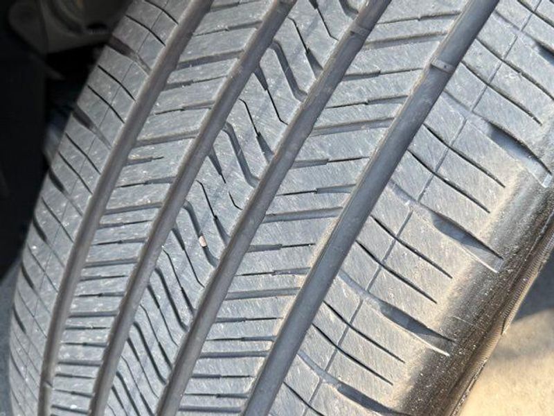 Used 2026 BMW iX xDrive45Image 15