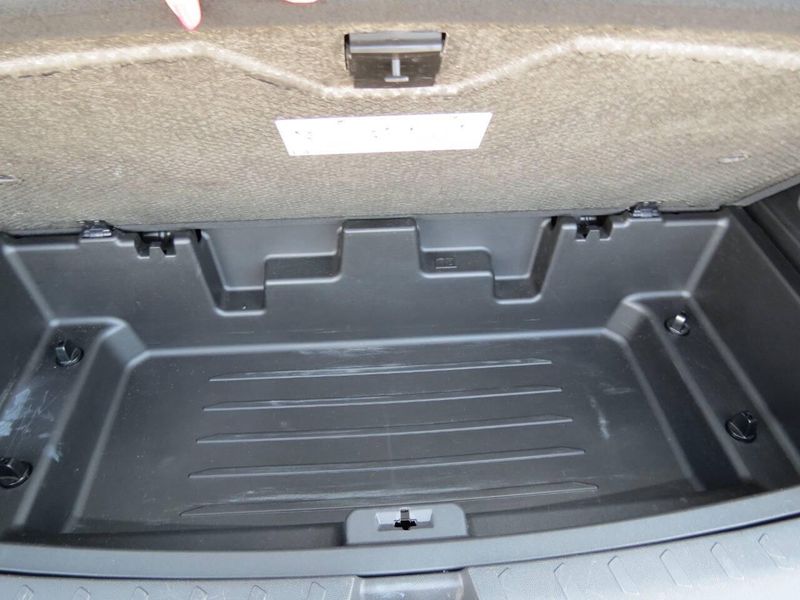 2021 Chevrolet Traverse Premier 4x4 4dr SUVImage 35
