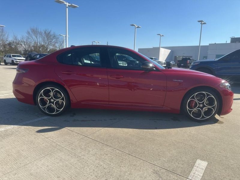 New 2026 Alfa Romeo GiuliaImage 4