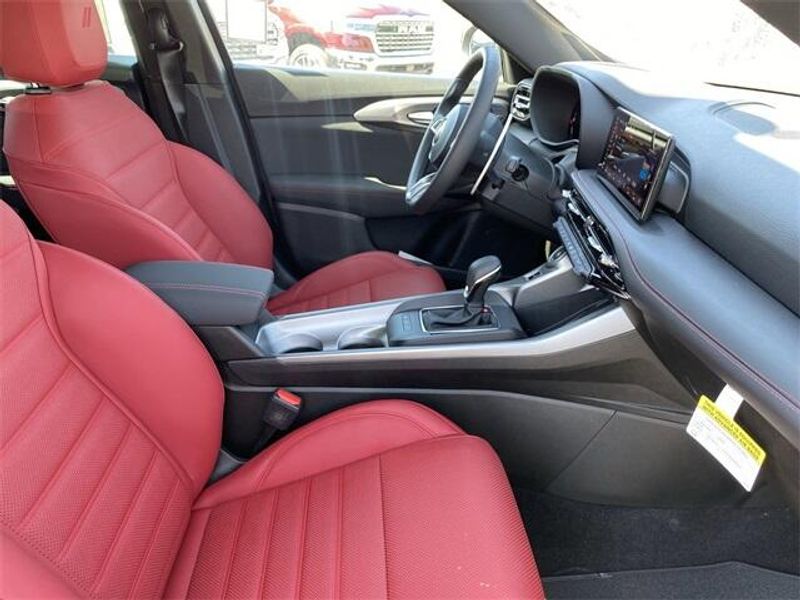 New 2024 Dodge Hornet R/T Plus EawdImage 12