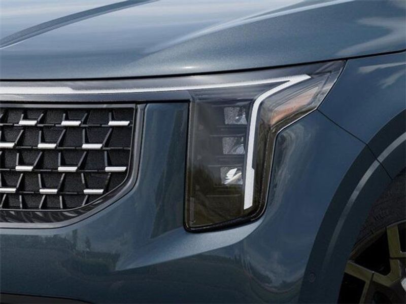 New 2026 Kia Carnival Hybrid SXImage 10