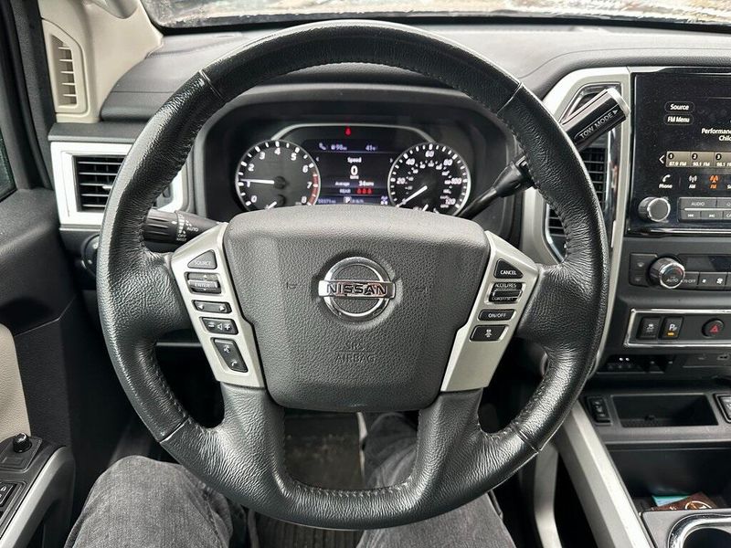 2021 Nissan Titan SVImage 2