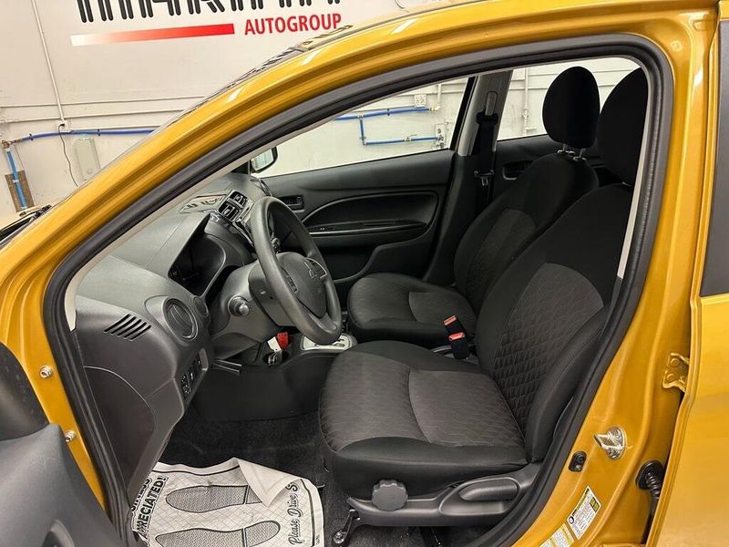 2023 Mitsubishi Mirage ESImage 19