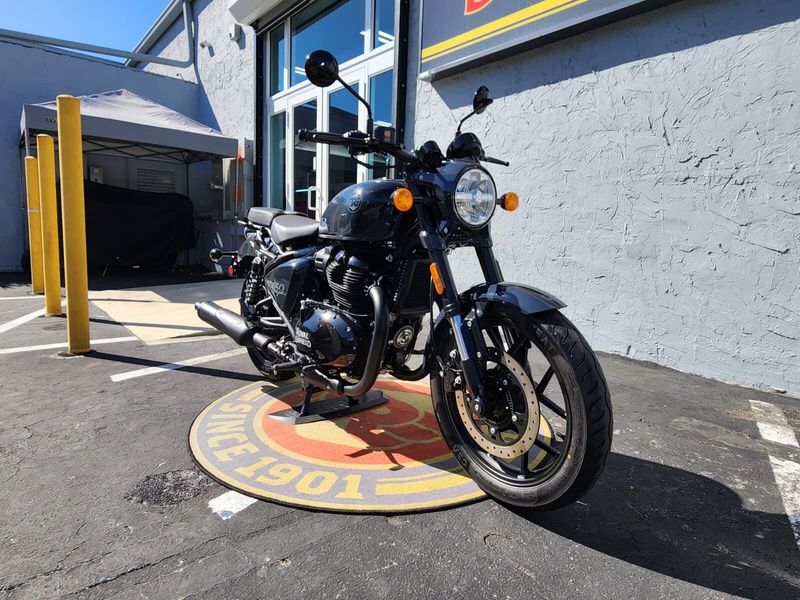 New 2024 Royal Enfield SHOTGUN 650 Image 3