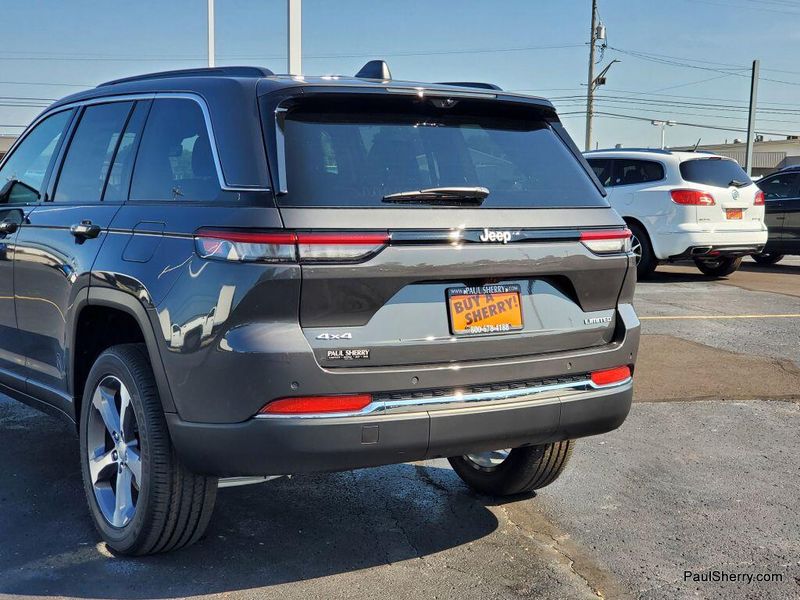 New 2025 Jeep Grand Cherokee Limited 4x4