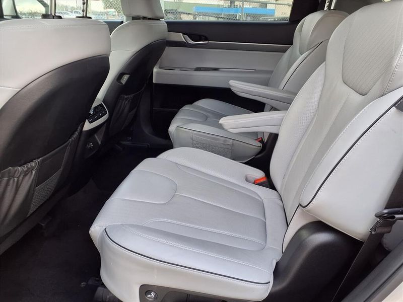 Used 2025 Hyundai Palisade SELImage 13