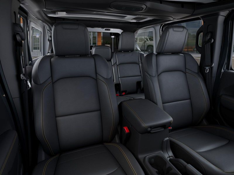 New 2026 Jeep Wrangler 4-door SaharaImage 42