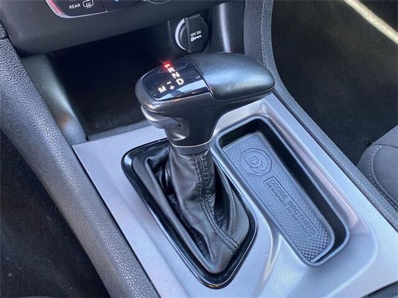 2022 Dodge Charger SXTImage 28