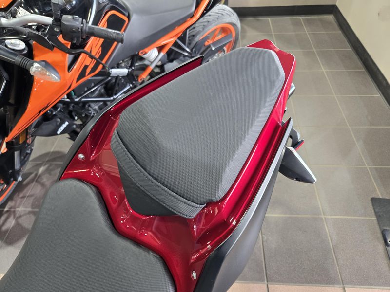 2021 Kawasaki Z400 ABS Image 12