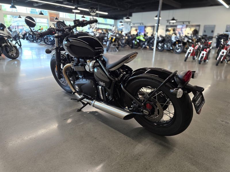 2024 Triumph Bonneville Bobber Euro 5a Base 