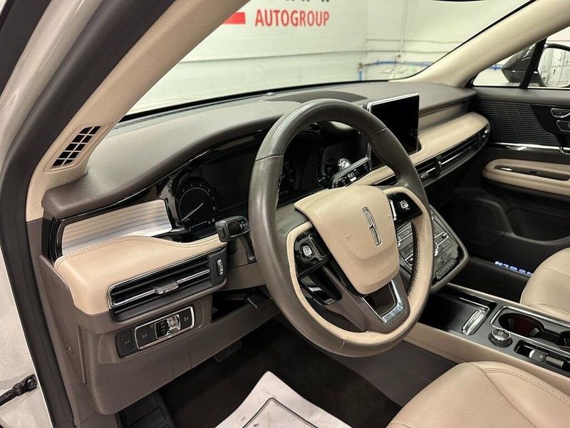 2022 Lincoln Corsair StandardImage 21