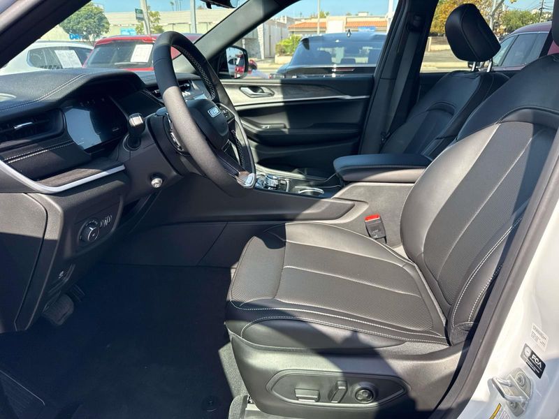 New 2026 Jeep Grand Cherokee Limited 4x4