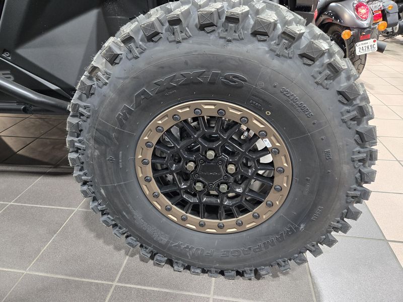 NEW 2025 POLARIS RZR PRO R 4 ULTIMATE Image 29