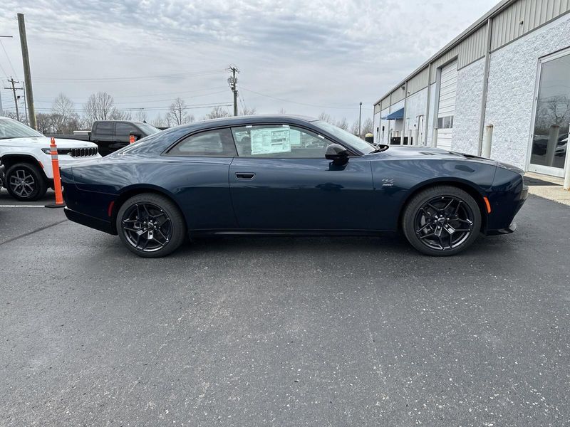 2024 Dodge Charger Daytona R/T AwdImage 5