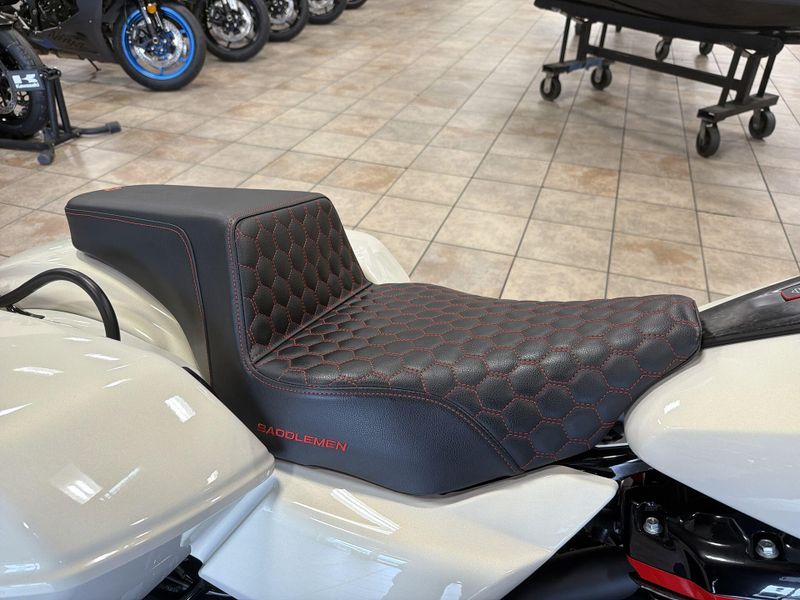 Used 2024 Harley-Davidson ROAD GLIDE CVO ST Image 26
