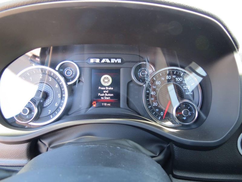 2023 RAM 1500 Tradesman 4x4 4dr Crew Cab 5.6 ft. SB PickupImage 15