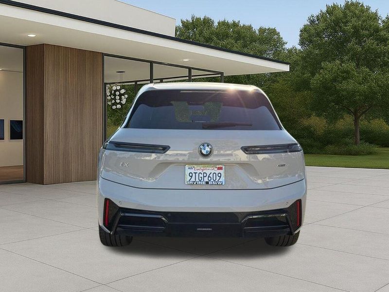 Used 2026 BMW iX xDrive60Image 11