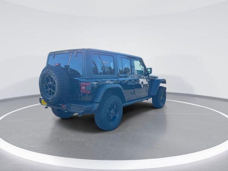 New 2025 Jeep Wrangler 4-door WillysImage 8