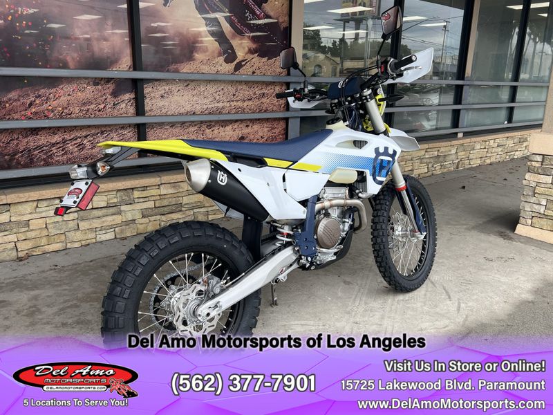 2024 HUSQVARNA FE 350S  in a WHITE exterior color. Del Amo Motorsports of Los Angeles (562) 262-9181 delamomotorsports.com 