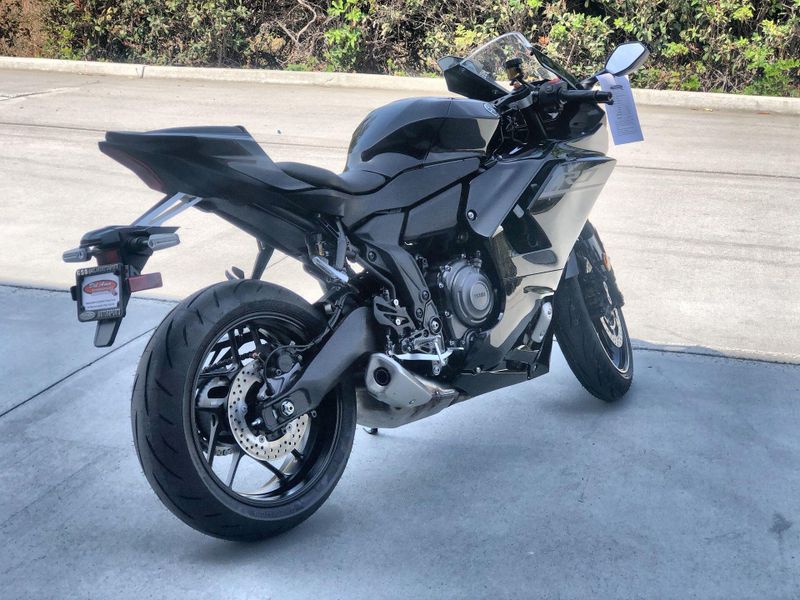 New 2026 Yamaha YZF-R7 Image 17