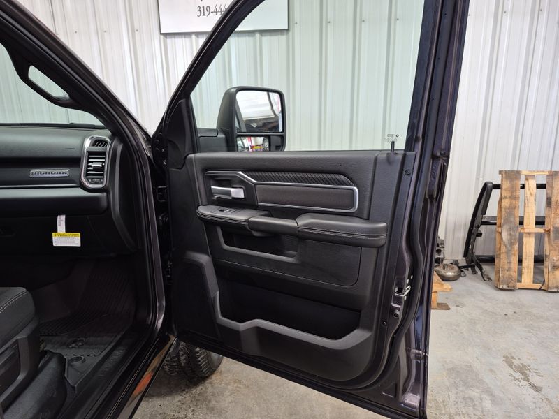 2025 RAM 2500 Big Horn Crew Cab 4x4 6