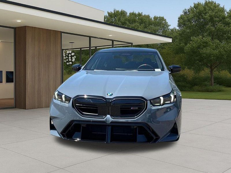 Used 2026 BMW M5 BaseImage 3