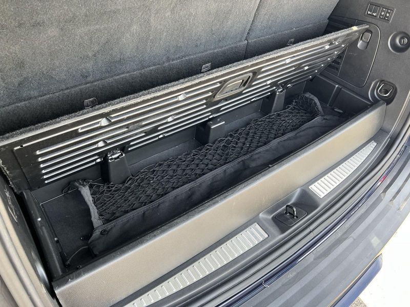 2020 Gmc Yukon SLT photo 42