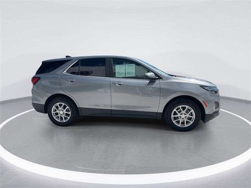 2023 Chevrolet Equinox LTImage 9