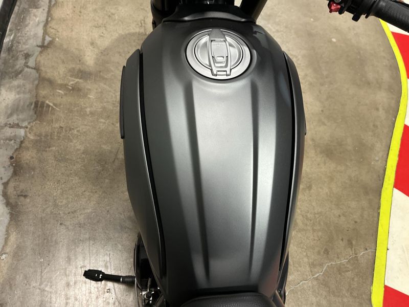 Used 2023 Ducati Scrambler Icon Dark Image 13