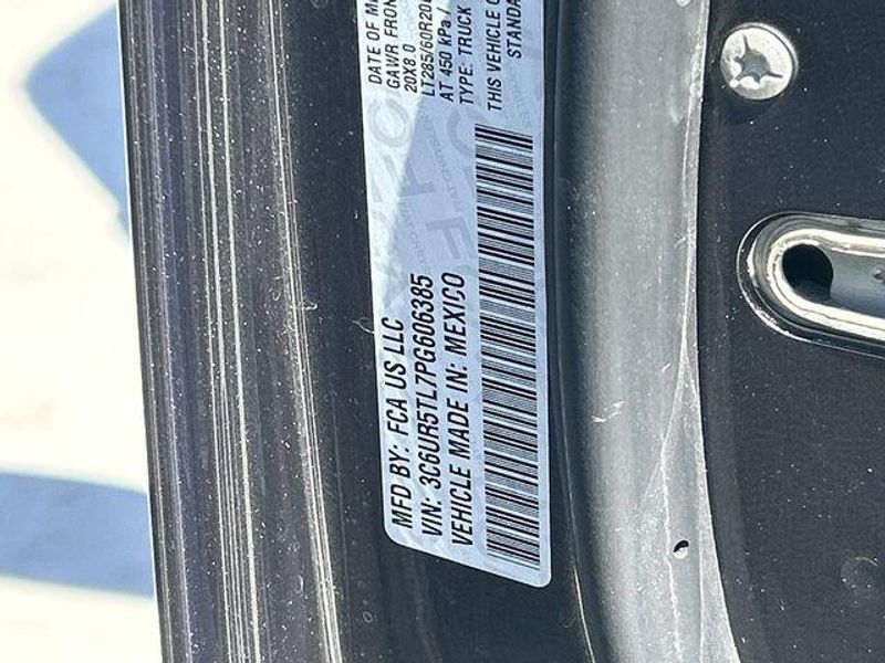 Used 2023 RAM 2500 LimitedImage 34