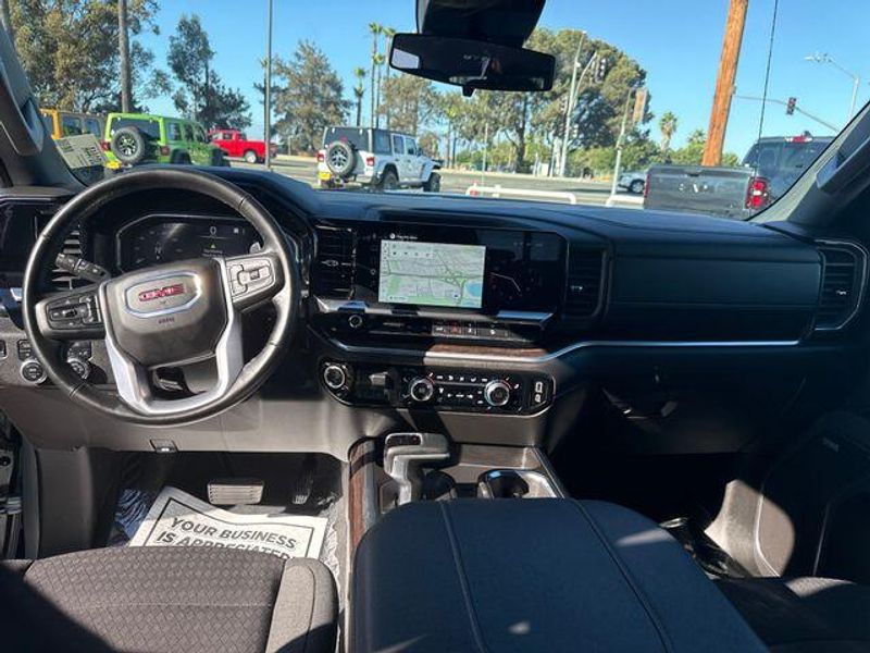 Used 2026 GMC Sierra 1500 ElevationImage 12