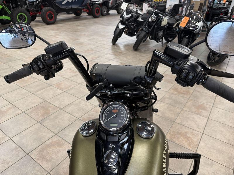 Used 2016 Harley-Davidson S-SERIES SLIM Image 23