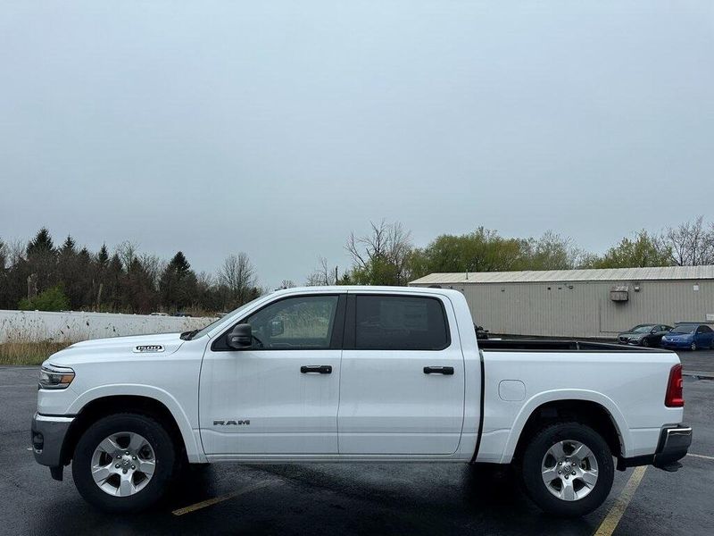 2025 Ram 1500 Big Horn photo 4